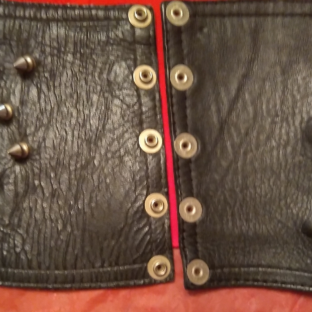 PR. Warrior Studded Leather Cuffs, #37 - Picture 8 of 13